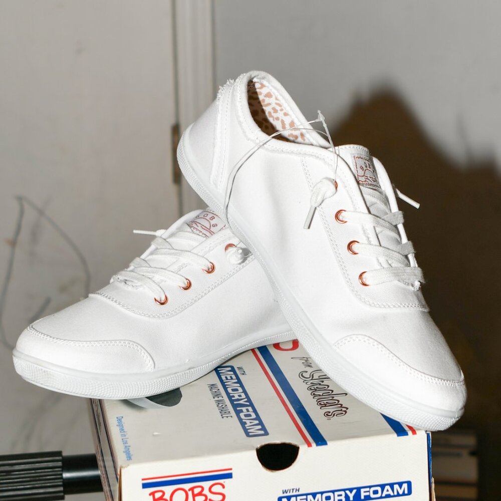 Skechers Bobs B Cute White Womens Slip On Memory Foam Comfort Shoes